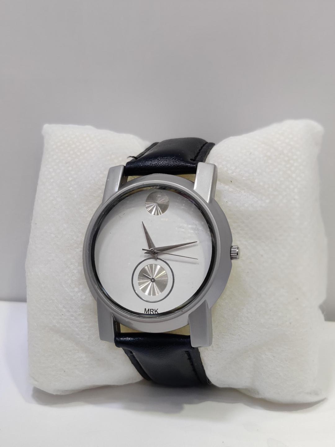 STRAP ANALOGUE WATCH